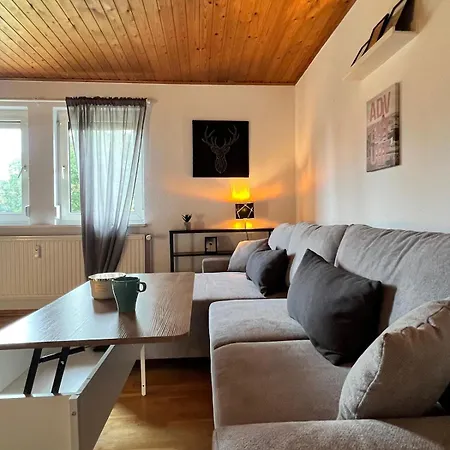 Διαμέρισμα Wohnen Zuhause Fuer Bis Zu 5 Personen *