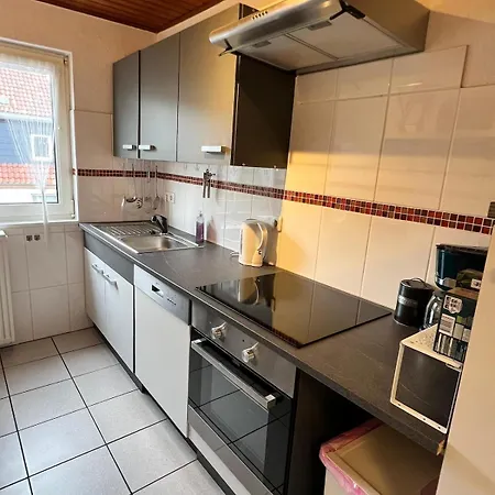 Διαμέρισμα Wohnen Zuhause Fuer Bis Zu 5 Personen